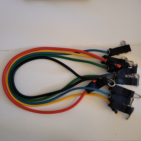 INTEY Resistance Band Set - Picture 3 of 6